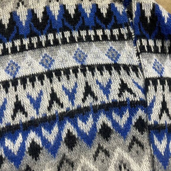 Vintage 60s JCPenney Penney's Pattern Acrylic Sweater - Picture 2 of 4